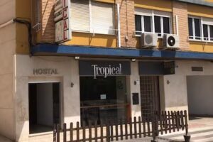 Hostal Tropical