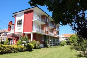 Hostal Virginia · Hotel en Noja