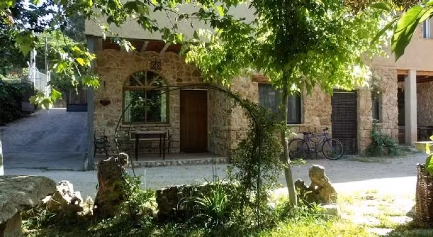 Hostal y Casas Rurales Ribera de Salobre