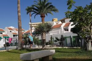Hostel la Playa & Excursions 4u