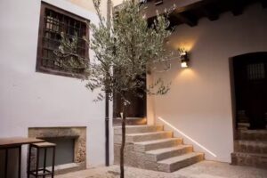 Hostel Quartier Le&oacute;n Jabalquinto