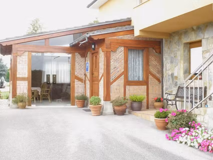 Hoster&iacute;a El Faro