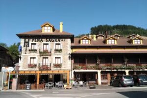 Hoster&iacute;a Pe&ntilde;a Sagra