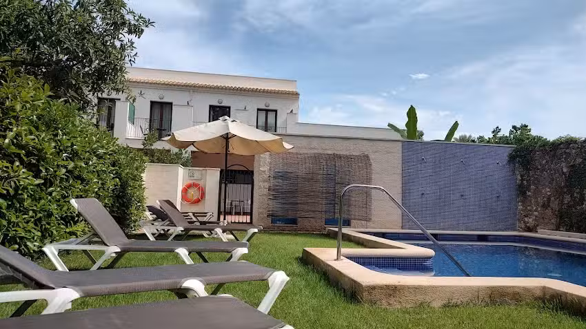 Hotel Ad Hoc Vitae Retreats & Health