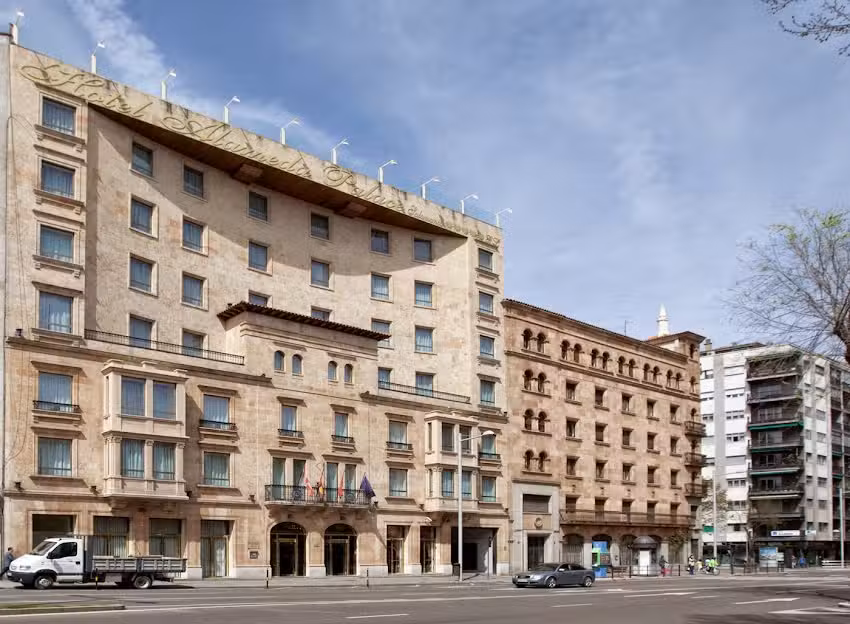 Hotel Alameda Palace