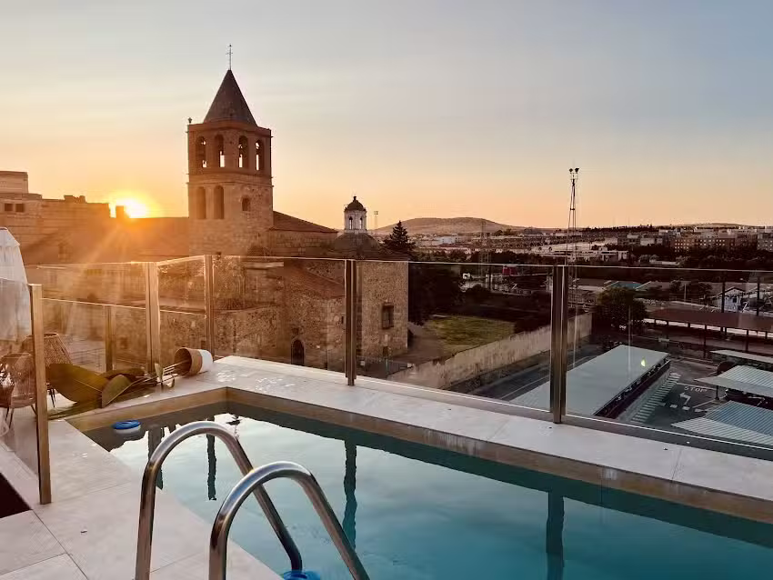 Hotel Aldama