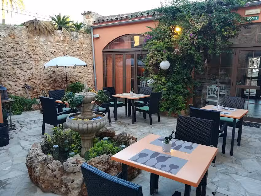 Hotel Algaida Suites by Eurotels