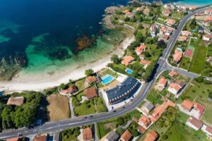 Hotel Apartamentos Spa Nan&iacute;n Playa en Sanxenxo