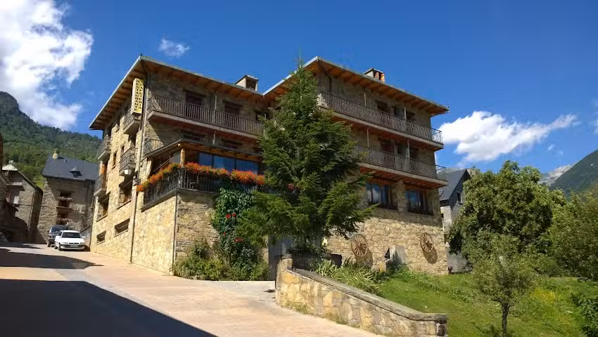 Hotel Boutique Mediod&iacute;a & Apartments