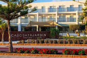 Hotel Cabogata Jard&iacute;n