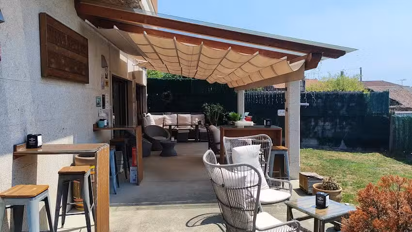 Hotel-caf&eacute; Viastellae