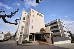 Hotel Catalonia Bristol