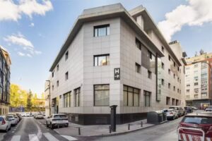 Hotel Catalonia El Retiro