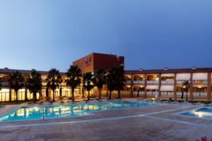 Hotel Clipper & Villas &ndash; El Delf&iacute;n Verde Resorts