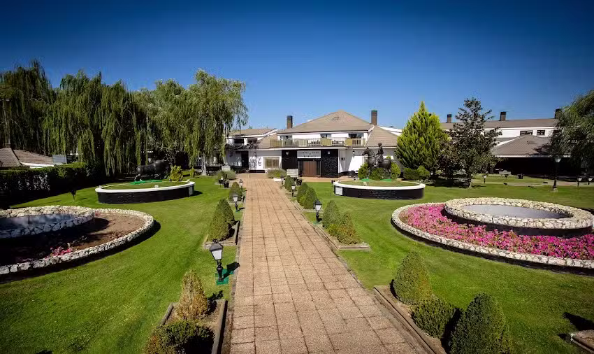 Hotel Conde Rodrigo II by eme hoteles