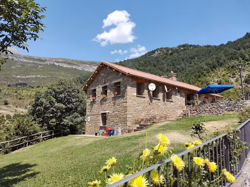 Hotel De Monta&ntilde;a Lamiana