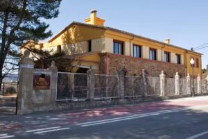 Hotel De Monta&ntilde;a Novella