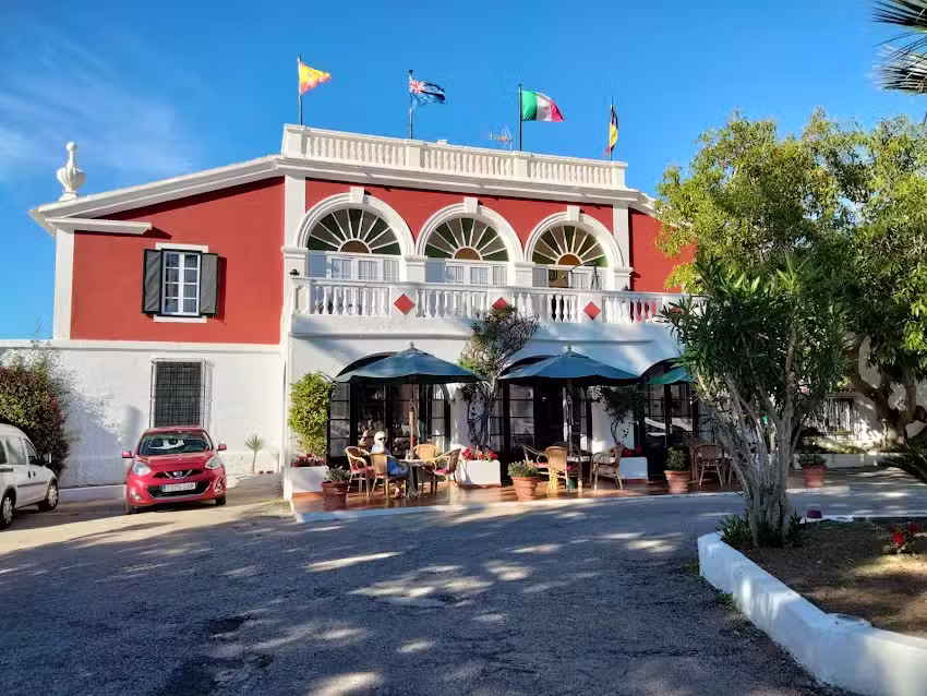 Hotel del Almirante / Collingwood House