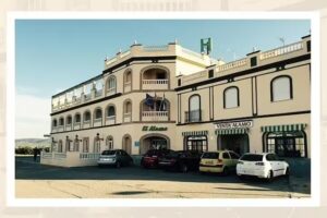 Hotel El Alamo