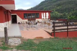 Hotel El C&aacute;ndano