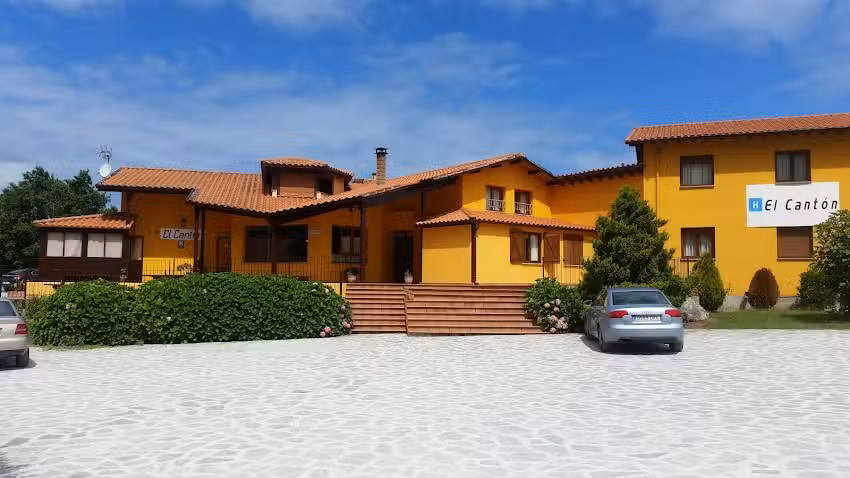 Hotel El Cant&oacute;n