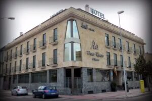 Hotel ELE Puente Romano