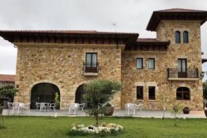 HOTEL GASTRON&Oacute;MICO TORRE DE GALIZANO