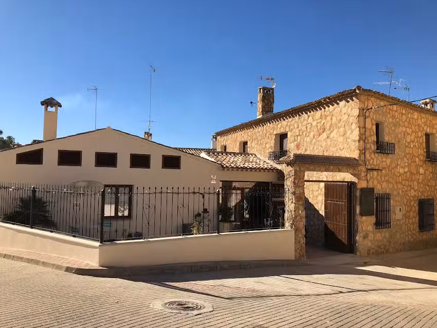 Hotel Hierba Luisa