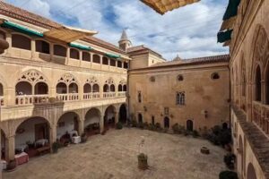 Hotel Hospeder&iacute;a Monasterio de Guadalupe