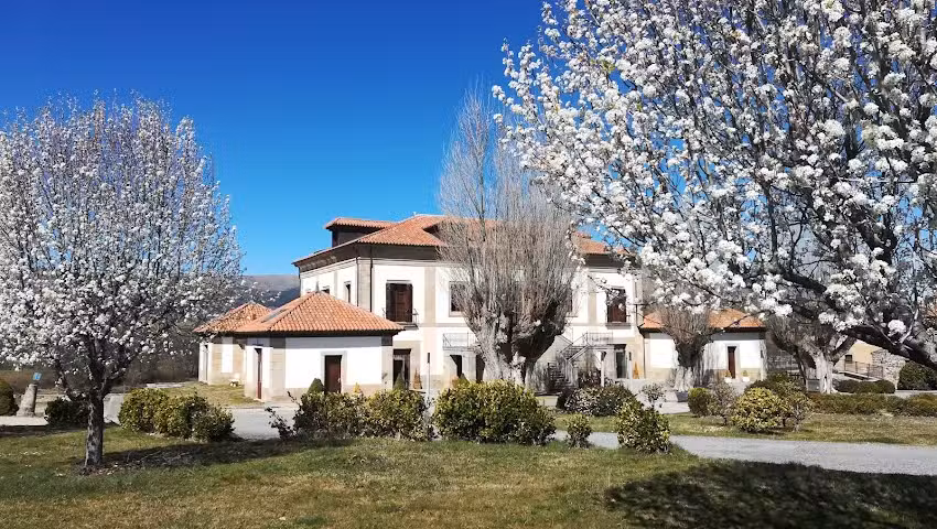 Hotel Iz&aacute;n Puerta de Gredos