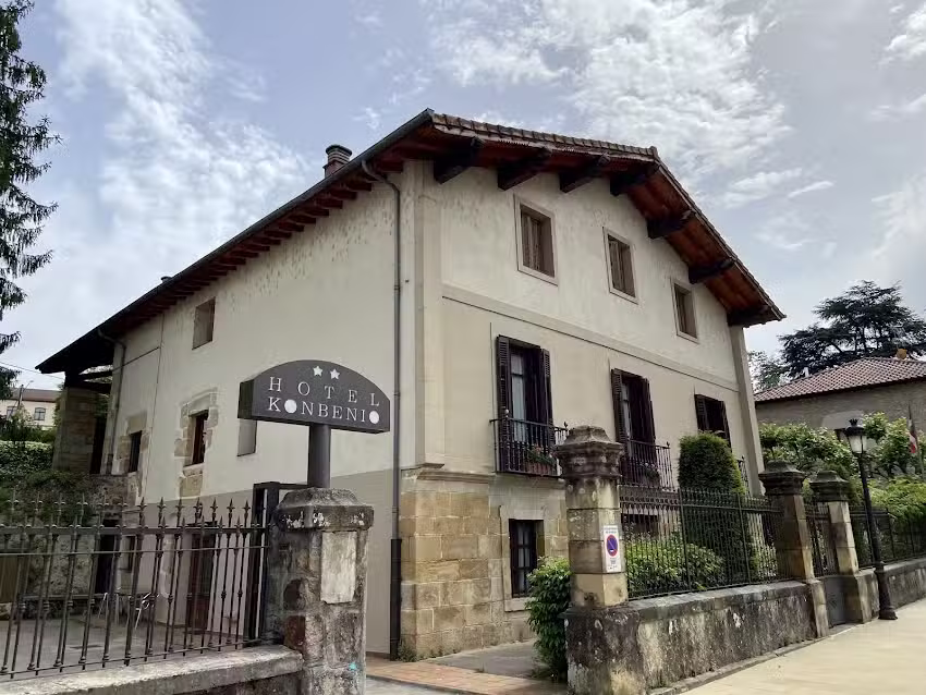 Hotel Konbenio