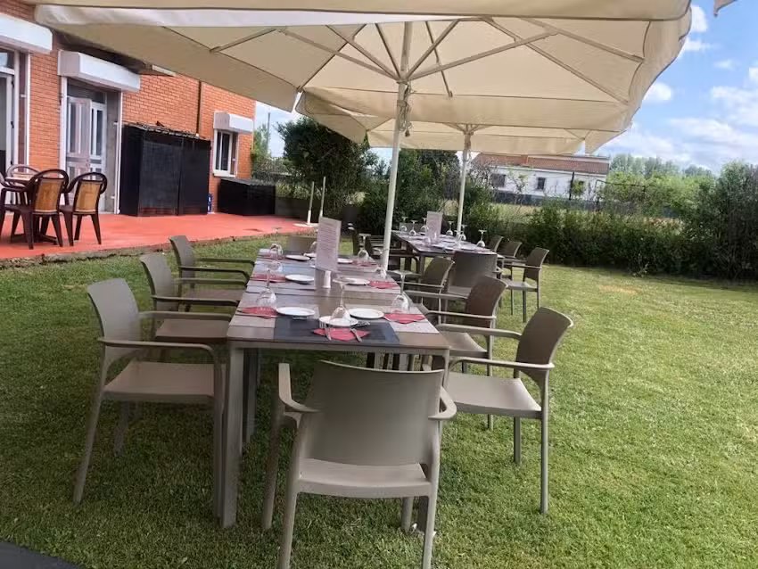 Hotel La Alegr&iacute;a