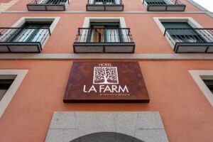 Hotel La Farm