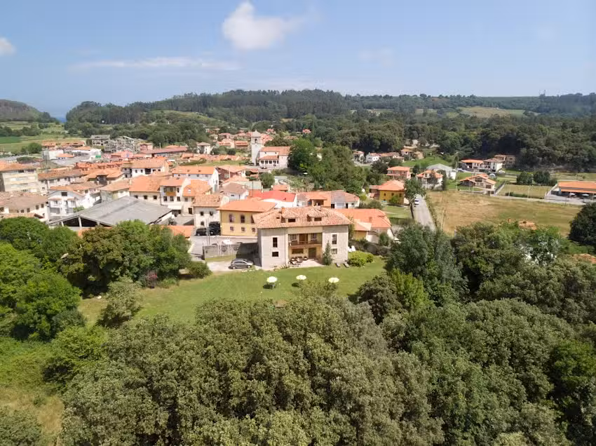 Hotel la Monta&ntilde;esa