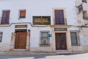 HOTEL LA QUINTA DE SANTILLAN