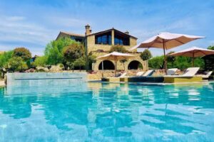 Hotel La Vella Farga, Lladurs