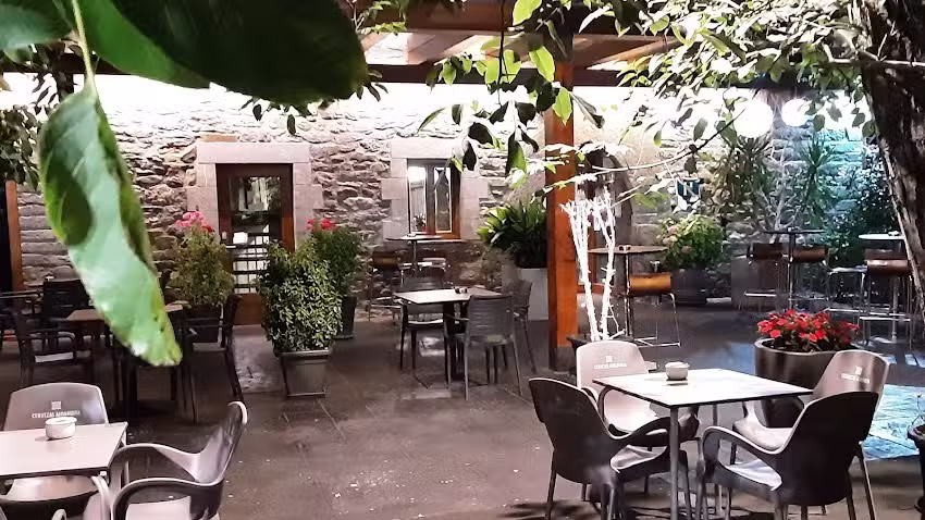 Hotel Larramendi Torrea