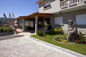 Hotel Li&ntilde;ares