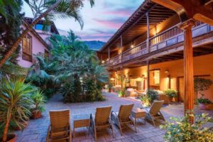 Hotel LIVVO La Quinta Roja