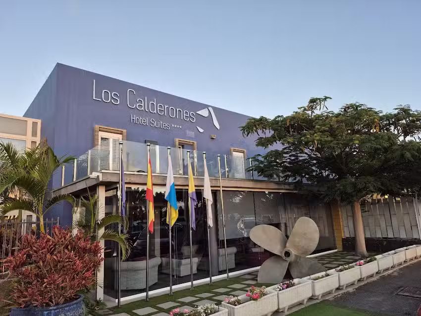 Hotel LIVVO Los Calderones