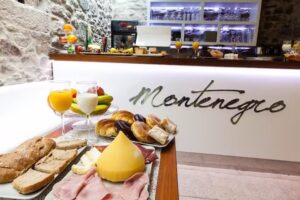 Hotel Montenegro Compostela