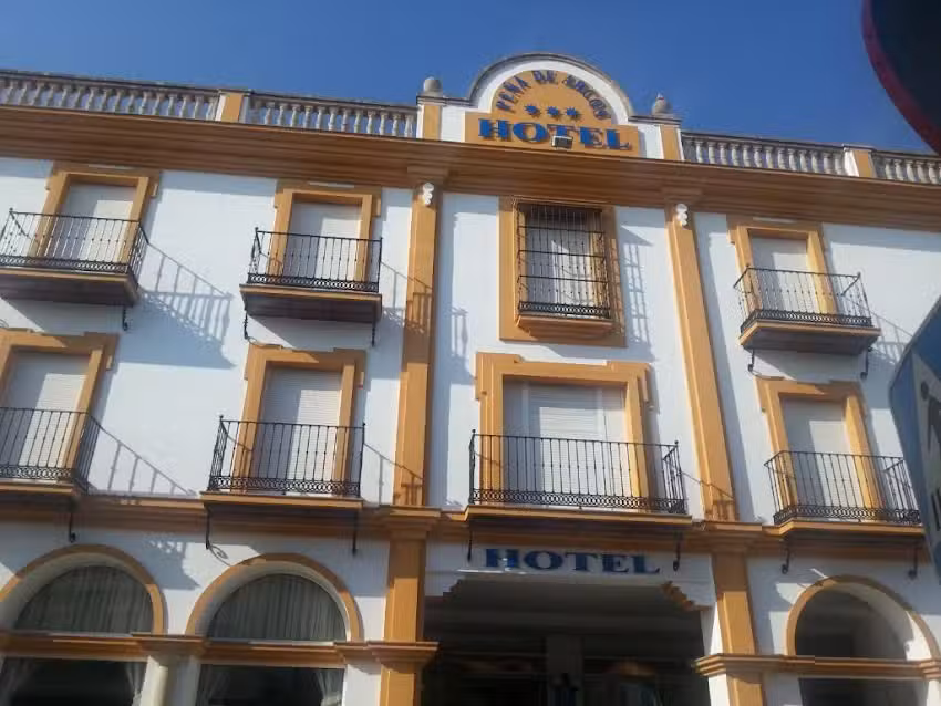 Hotel Pe&ntilde;a de Arcos