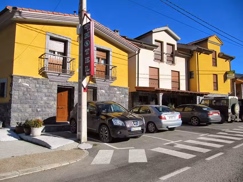 Hotel Pe&ntilde;a Pandos