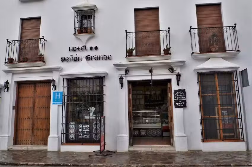 Hotel Pe&ntilde;&oacute;n Grande