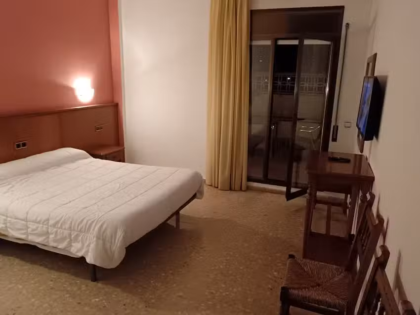 Hotel Reina Isabel