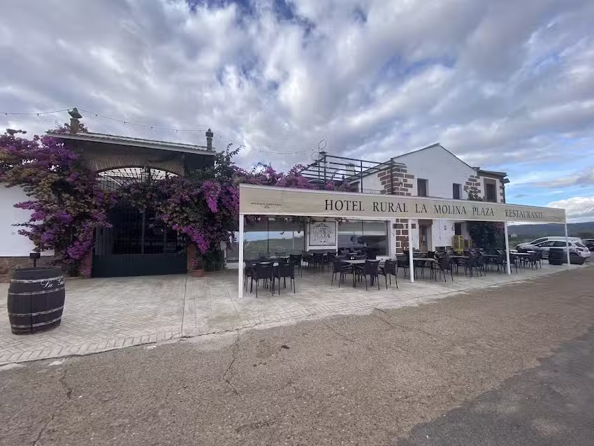 Hotel-Restaurante La Molina Plaza