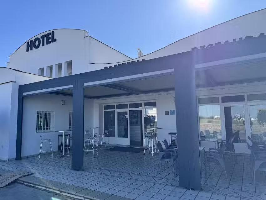 HOTEL RESTAURANTE LA SIERRA