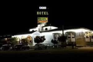 Hotel Restaurante Los Arcos