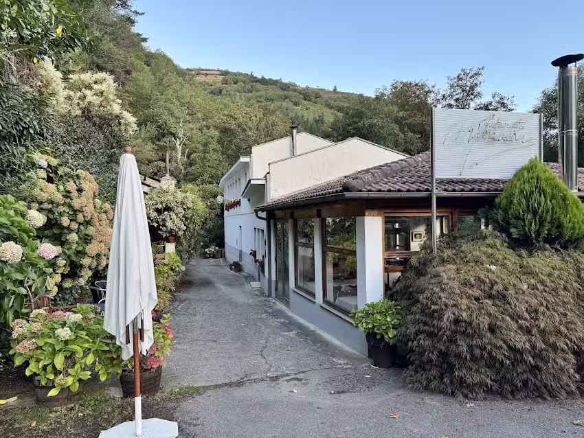 Hotel Restaurante Marronc&iacute;n