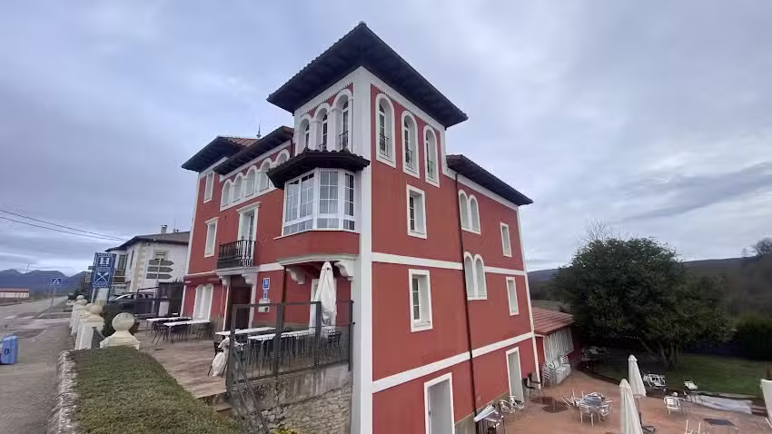 Hotel Restaurante Puente Romano